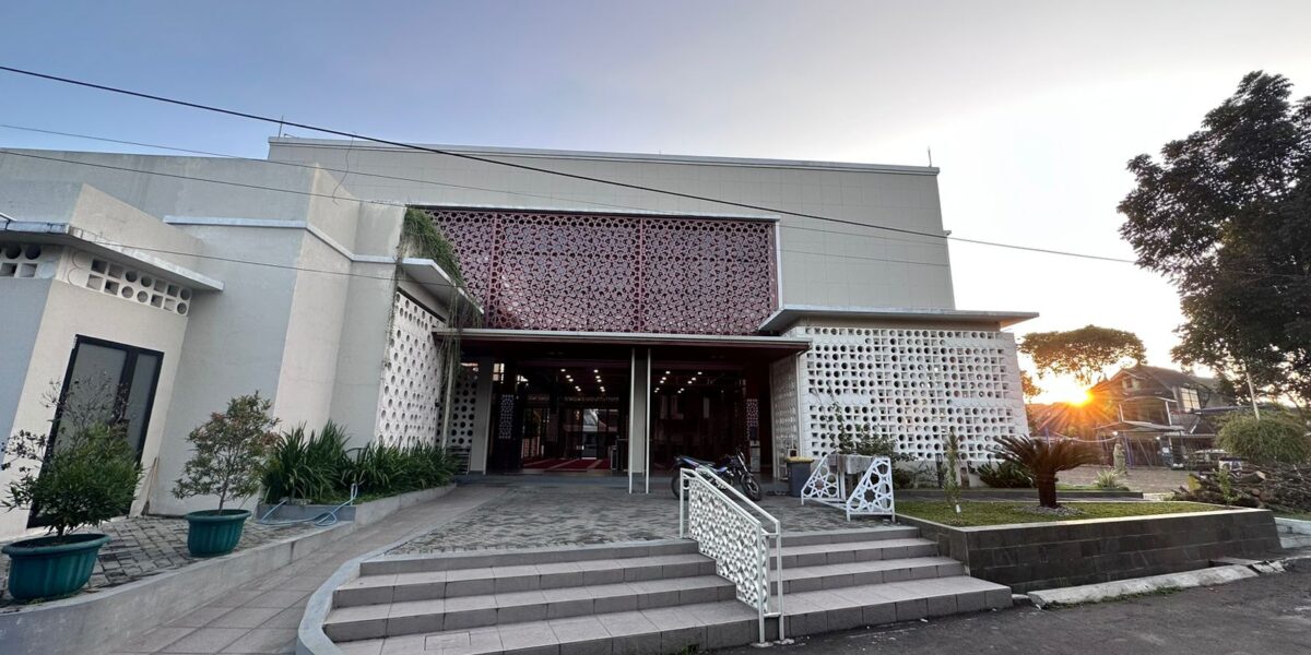 Pintu Masuk Arah Selatan