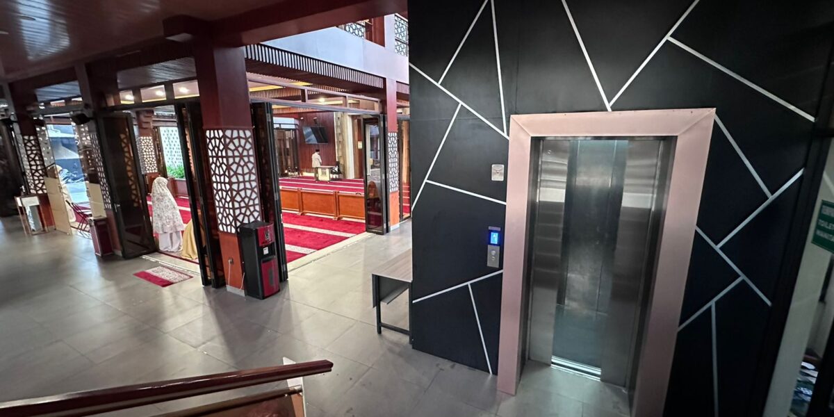 Fasilitas Lift Lantai 2