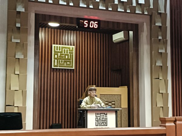 Kajian Selasa: HALAL BI HALAL TRADISI BERMAKNA SYAR’I