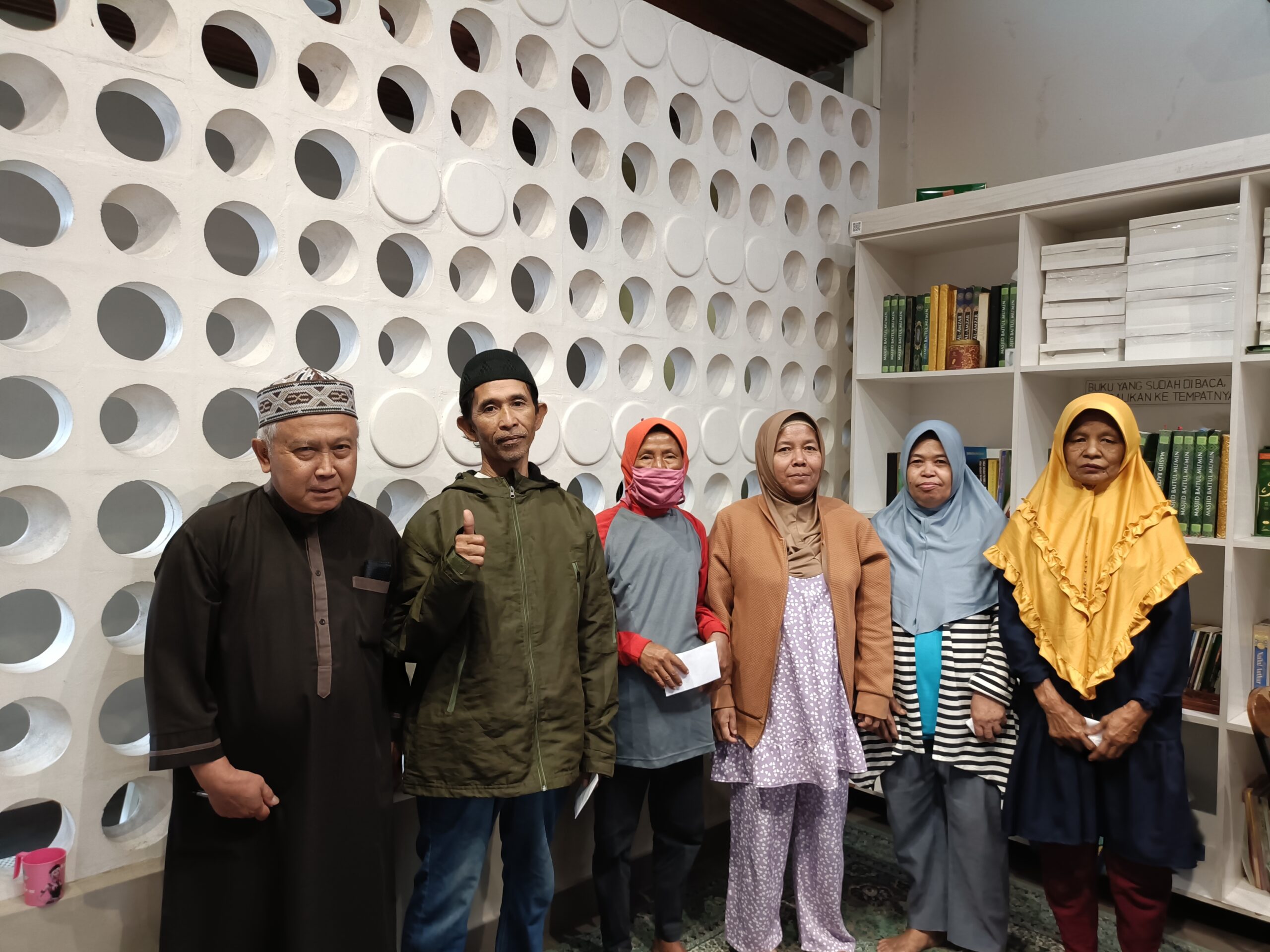 Santunan Bulanan Dhuafa